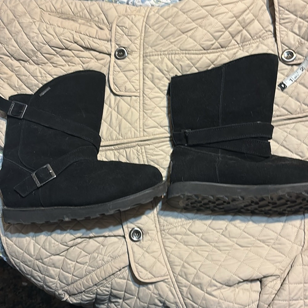 Like New Worn Once I Simply Ordered Wrong Size - image 2